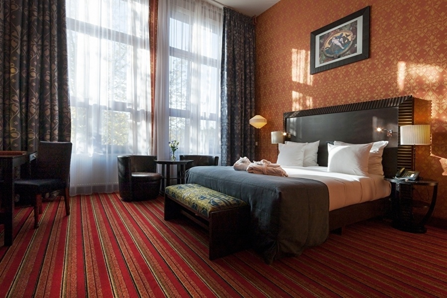 grand hotel amrath amsterdam travel weekly